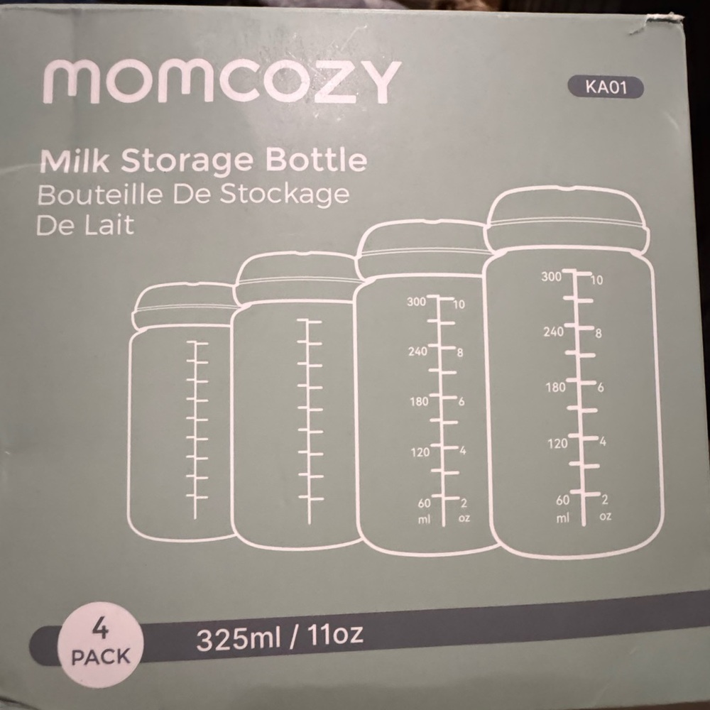 momcozy Green Milk Storage Bottle (325ml) - 4 Pack